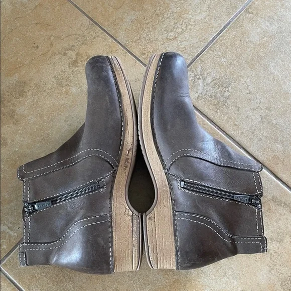 Dansko Women's Barbara Clog Boot Taupe Nubuck Size 40 9-9.5 - Picture 7 of 13